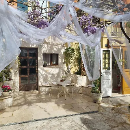 Stella Del Mar Bed & Breakfast *