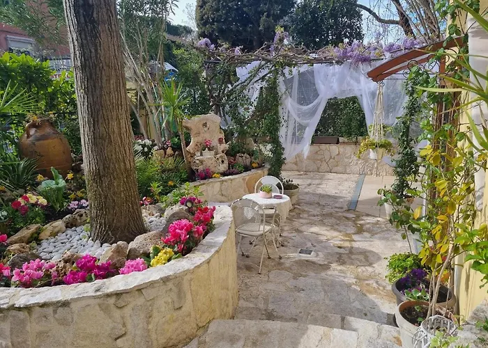 Bed & Breakfast Stella Del Mar 4*